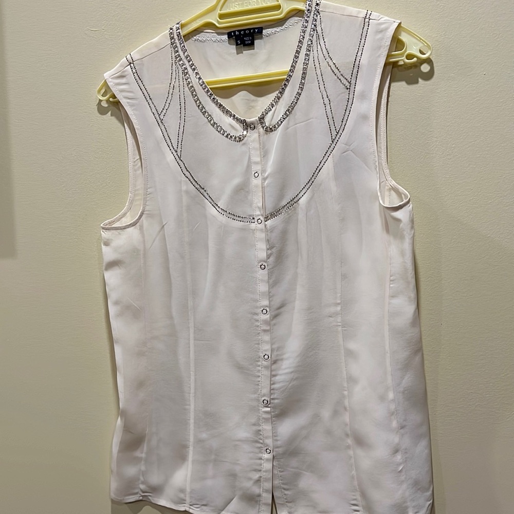 NWOT Theory dressy top, 100 silk, small